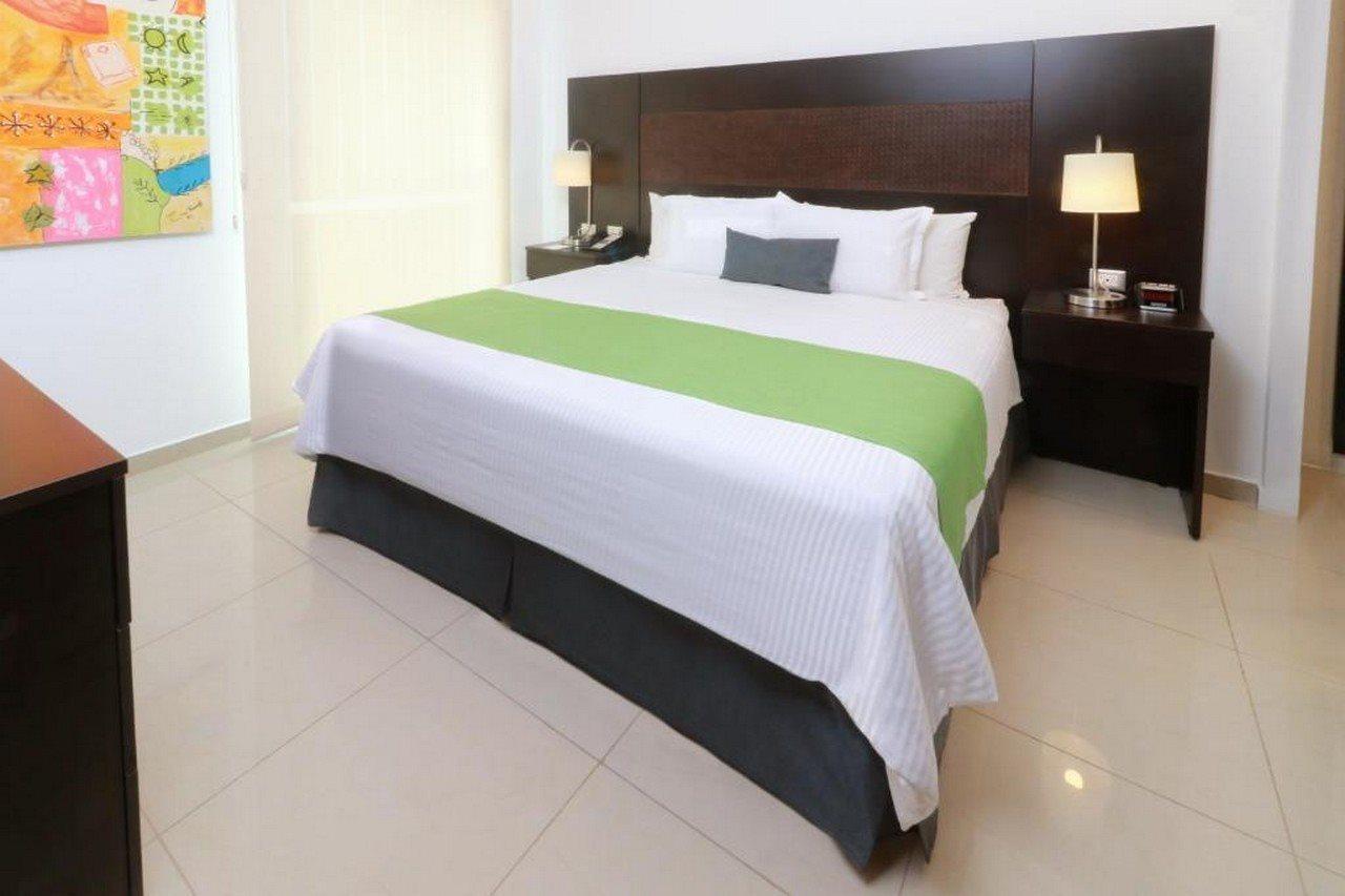 Wyndham Garden Guadalajara Acueducto Hotel Zapopan Eksteriør billede