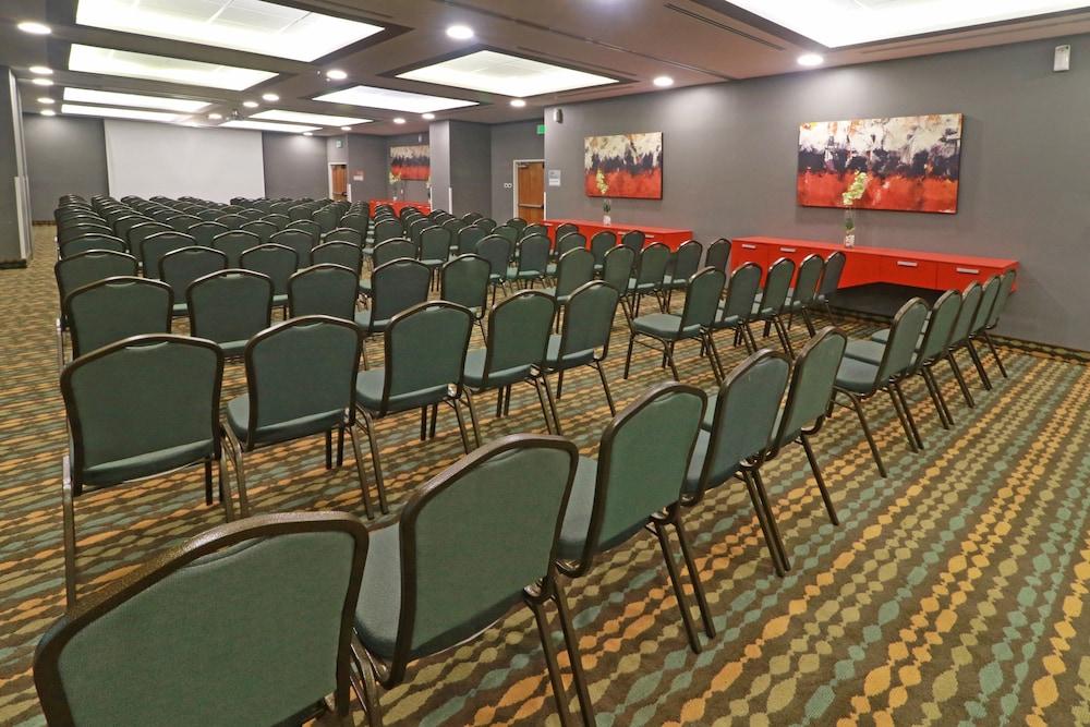 Wyndham Garden Guadalajara Acueducto Hotel Zapopan Eksteriør billede