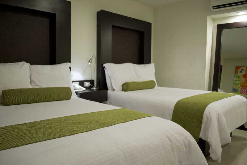 Wyndham Garden Guadalajara Acueducto Hotel Zapopan Eksteriør billede