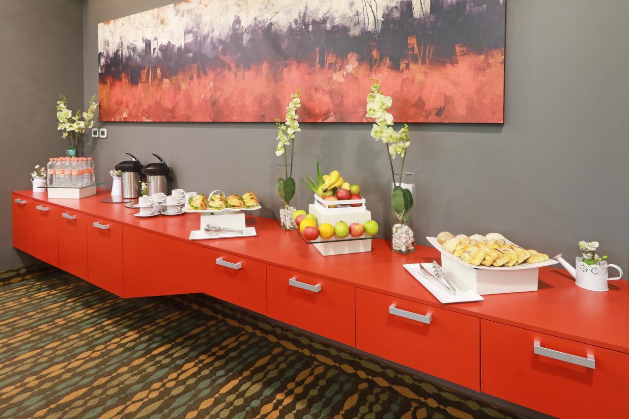 Wyndham Garden Guadalajara Acueducto Hotel Zapopan Eksteriør billede