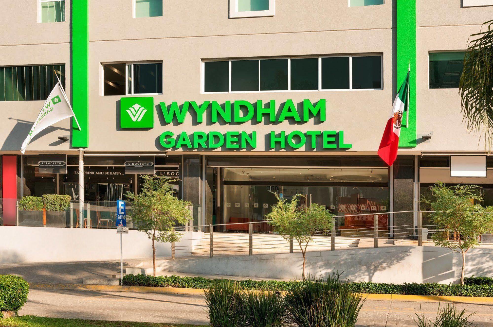 Wyndham Garden Guadalajara Acueducto Hotel Zapopan Eksteriør billede