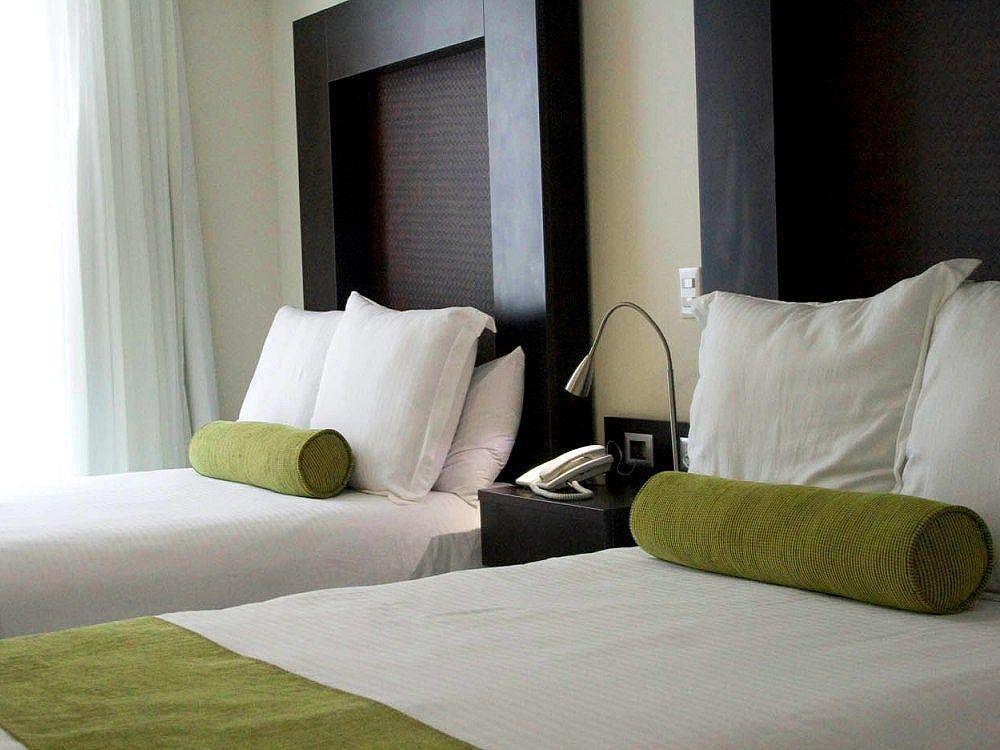 Wyndham Garden Guadalajara Acueducto Hotel Zapopan Eksteriør billede